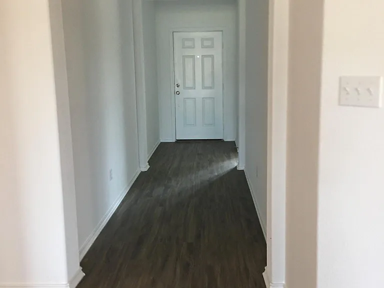 306 Montego St — Photo 12