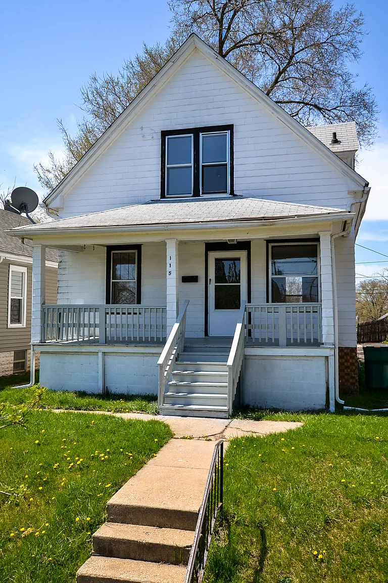 115 Arizona Ave photo 1
