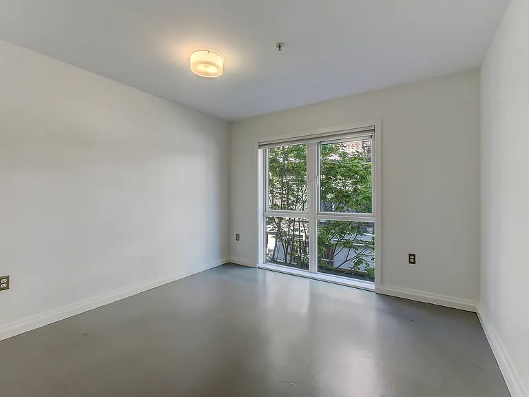 103 Bellevue Ave E #204 — Photo 8