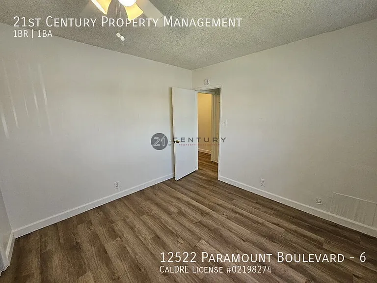 12522 Paramount Blvd #6 — Photo 15