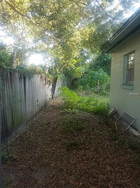2nd image of 309 E Azalea Ave