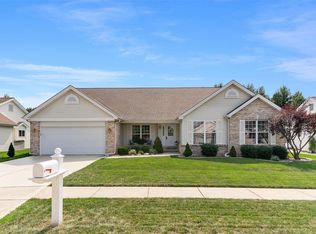 652 Logan Valley Dr, Saint Peters, MO 63376