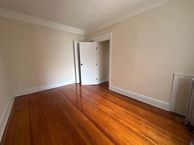 87-07 Elmhurst Ave #2G — Photo 9