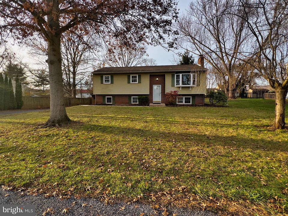 1st image of 175 Bobby Jones Dr