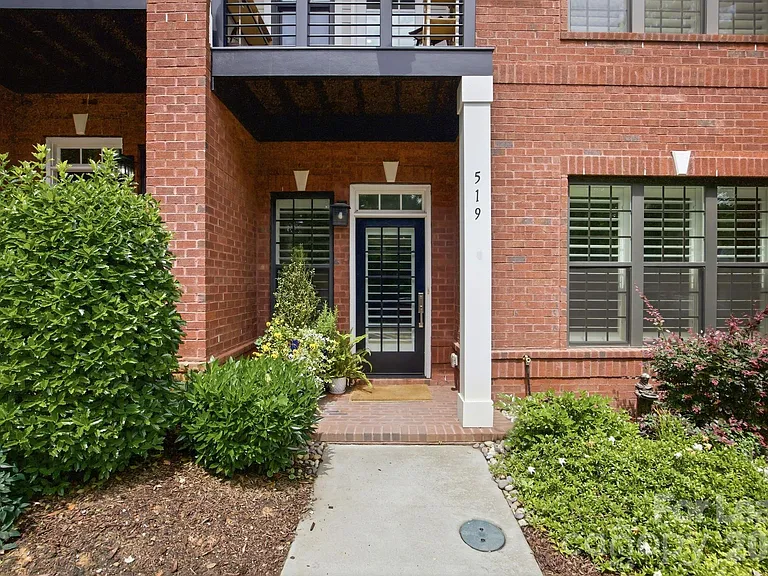 519 Griffith Village Ln — Photo 3