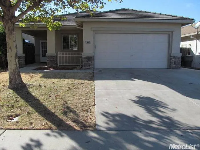 7852 Kelvedon Way photo 1