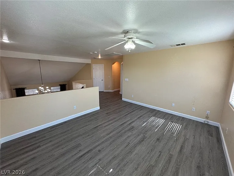 749 Beach Park St — Photo 21