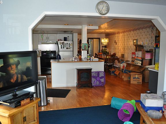 3rd image of 11912 NE 99th Ave
