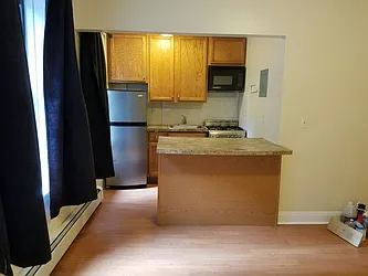 Rented by Manhattan Apartment Organization