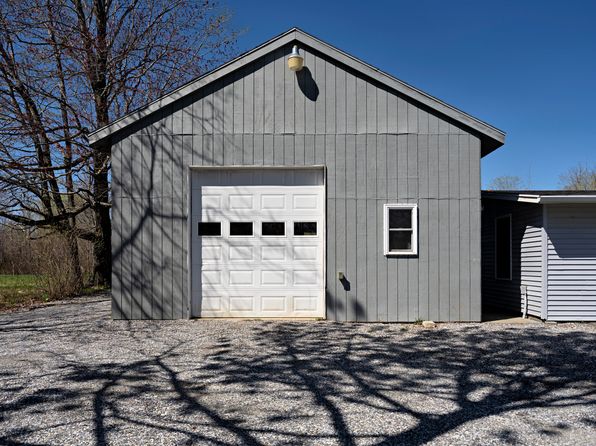 38 Lake View Drive, Rockland, ME 04841