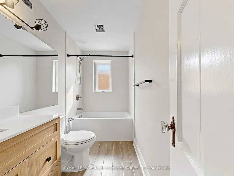 31 Rosemeade Ave — Photo 10