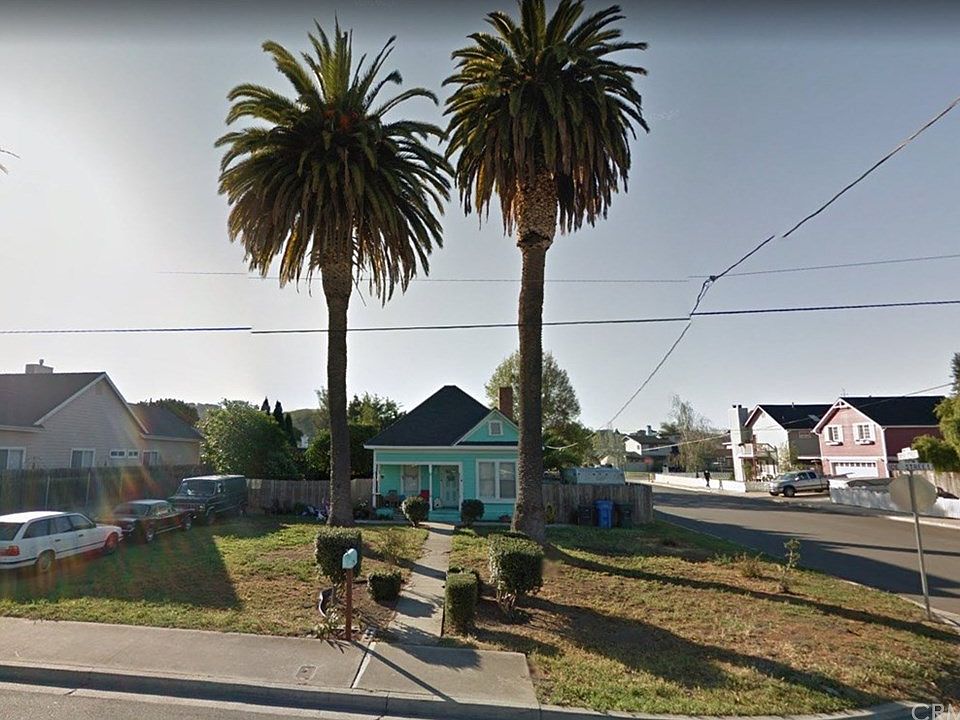 2nd image of 528 Ide St