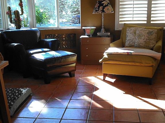 3rd image of 516 S Orleans Ave