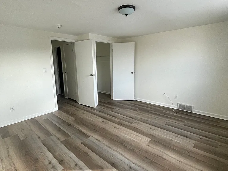 2319 1/2 Patterson Ave #E — Photo 8