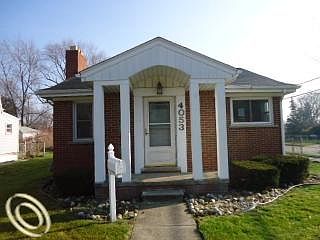 1st image of 4053 Parker St