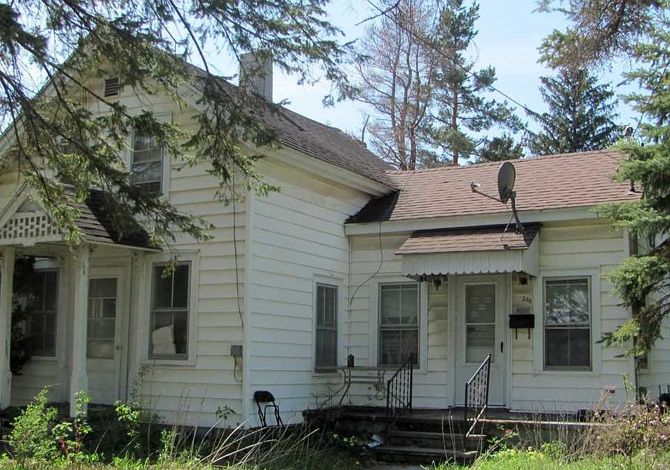 1st image of 288 W Main St