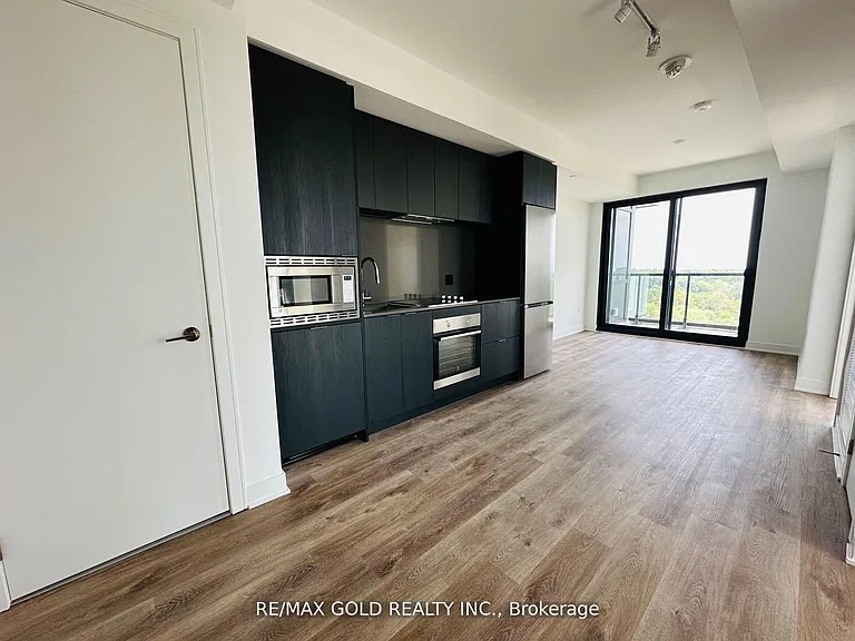 86 Dundas St E #815 — Photo 4