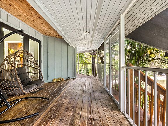 5th image of 535 SW Linden Street