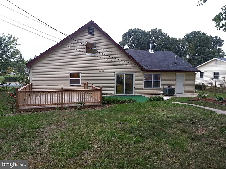 326 Garner Ave — Photo 26