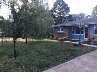 8875 Watson Woods Ct, Saint Louis, MO 63126