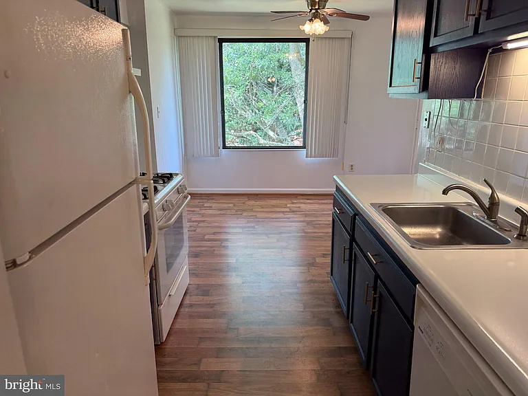 8709 Hayshed Ln #33 — Photo 7