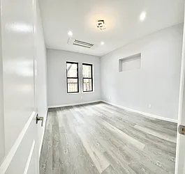 Rented by EastMount Realty LLC