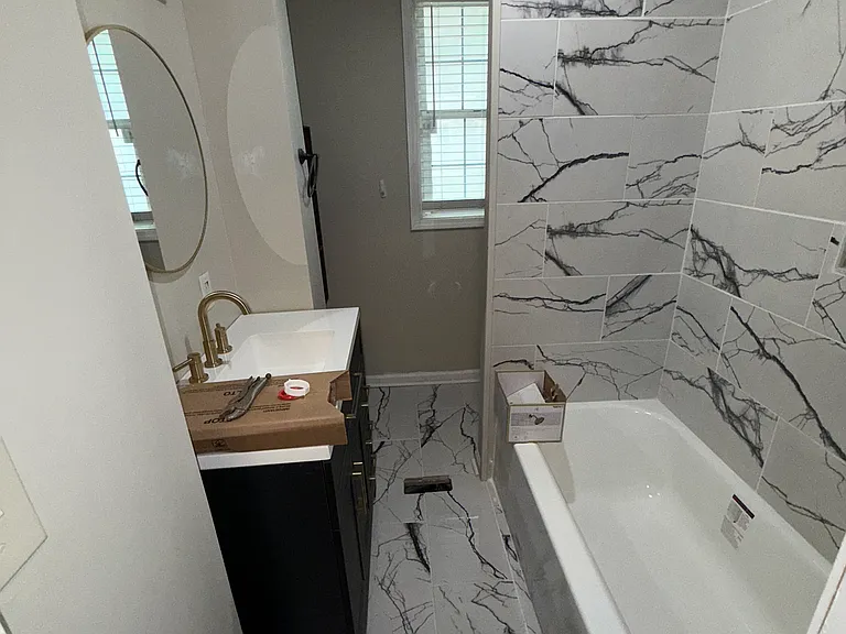 528 Newton Ave — Photo 4