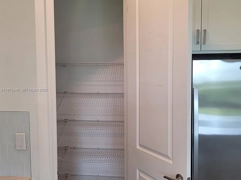 1200 Sterling Pine Pl — Photo 38