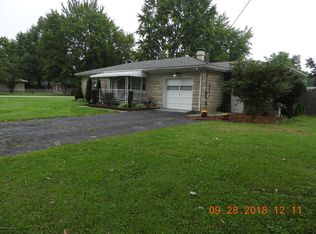 5110 Emerald Dr, Louisville, KY 40219