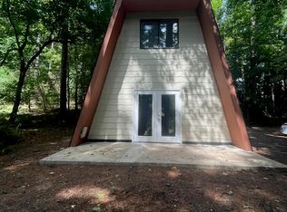 160 Nowhere Rd, Athens, GA 30601