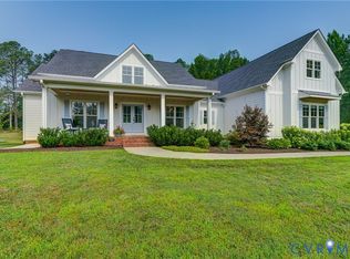 1769 Fishers Pond Dr, Maidens, VA 23102