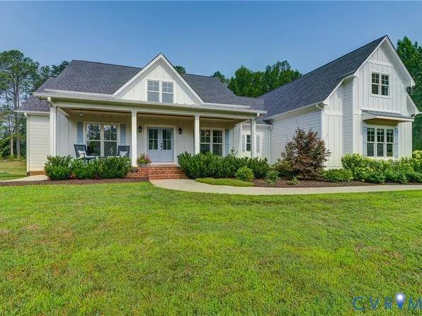 1769 Fishers Pond Dr, Maidens, VA 23102