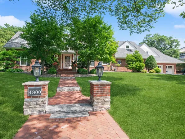 4800 Golf Ter, Edina, MN 55424