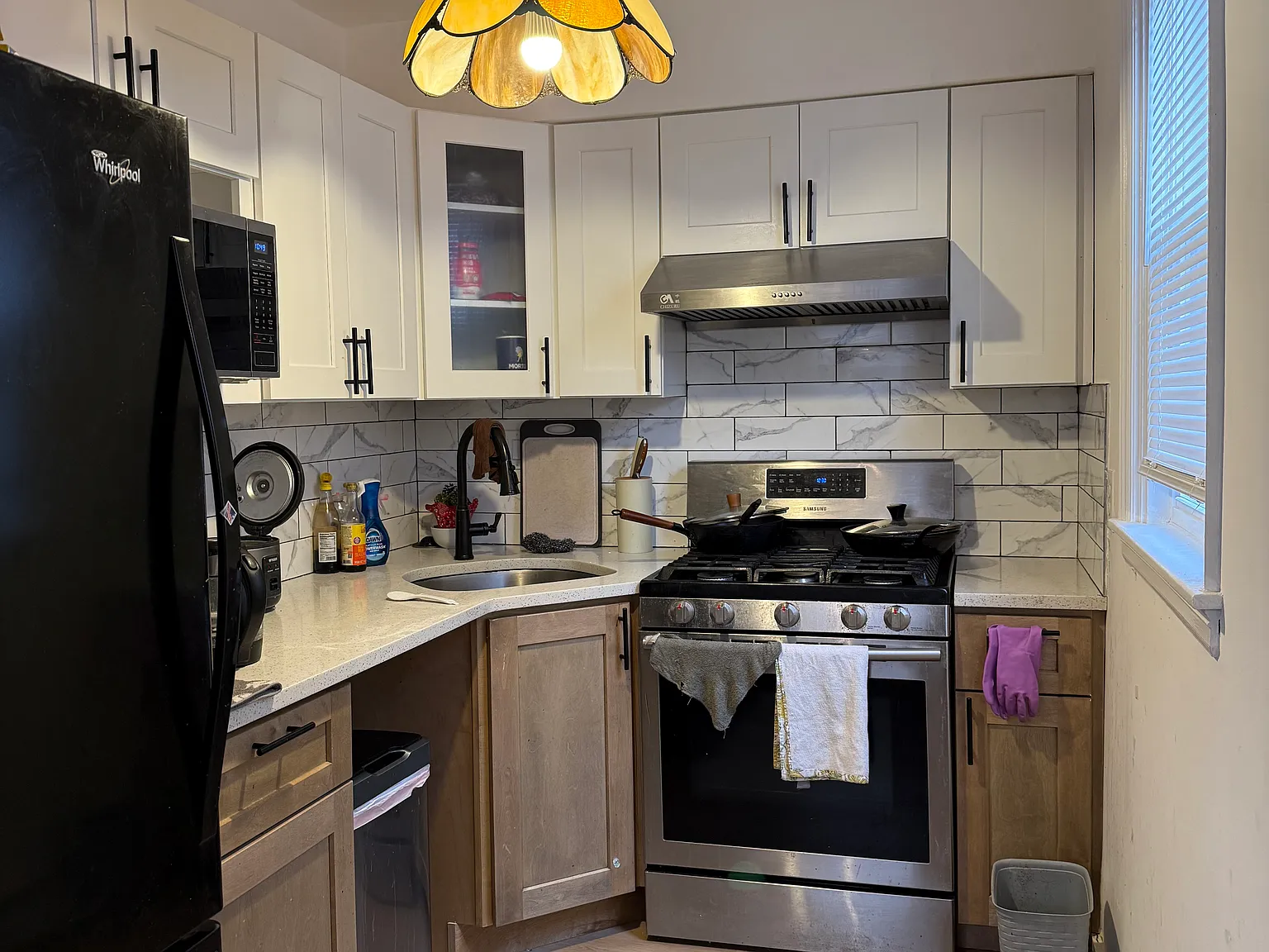 1810 Benson St — Photo 4