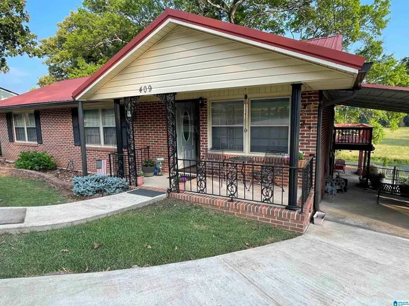 409 Brookview Dr, Talladega, AL 35160