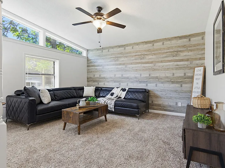 908 Rock Creek Ave — Photo 10
