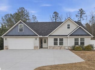 226 Oak Brook Ln, Gaffney, SC 29341