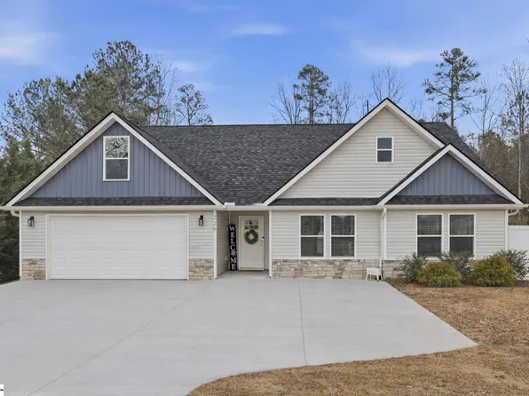 226 Oak Brook Ln, Gaffney, SC 29341