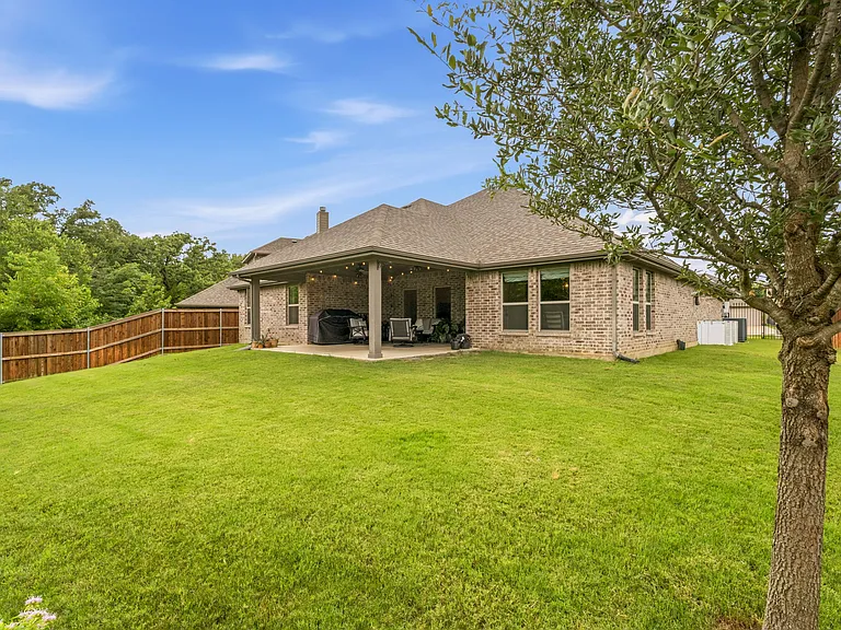 3828 Pine Valley Ln — Photo 38