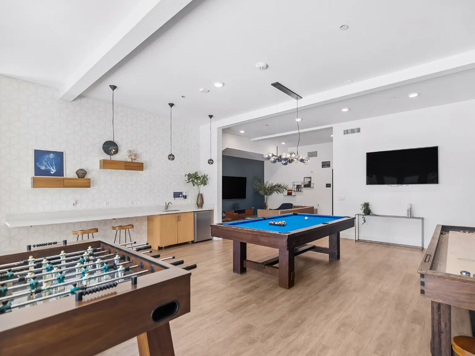 Coastal Village Apartments — Photo 4