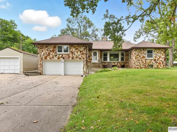 4123 N 79th St, Omaha, NE 68134