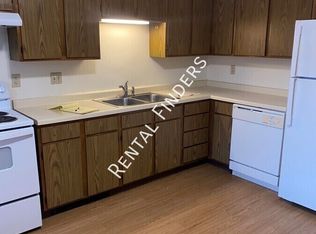 1111 12th St #3, Baraboo, WI 53913