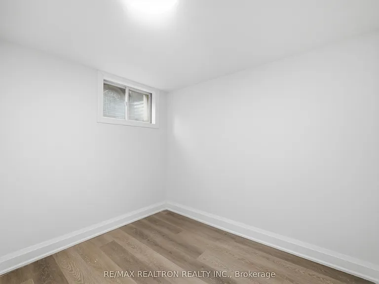 603 Stevenson Rd N #LOWER — Photo 8