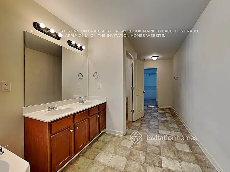 4320 Henry Ridge Ct — Photo 18