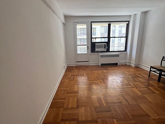 3rd image of 9850 63rd Dr APT 3E