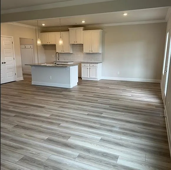3250 Westgate Park Dr — Photo 6