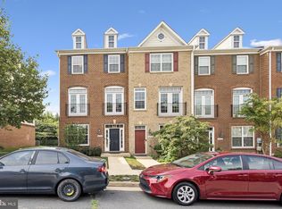 42761 Hay Rd, Ashburn, VA 20147