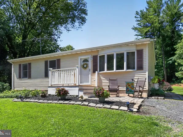 104 Parsons Rd, Landenberg, PA 19350