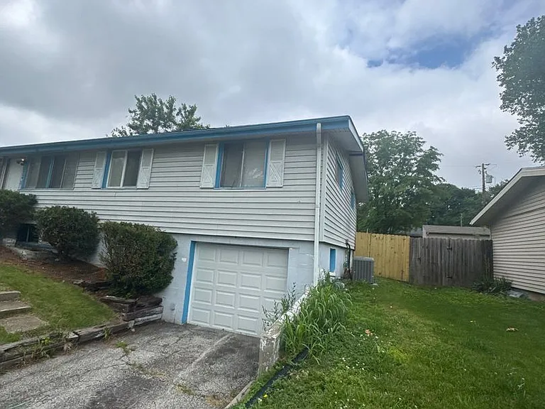 6904 NW 78th St — Photo 34