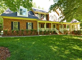 2502 Kinsey Dr, Summerfield, NC 27358